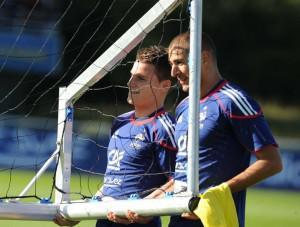 Gameiro-Benzema_diaporama France-Roumanie : 3 points ou le charter