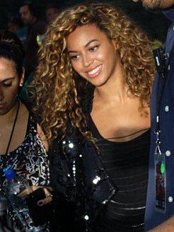 497438-beyonce-at-wireless-festival.jpg