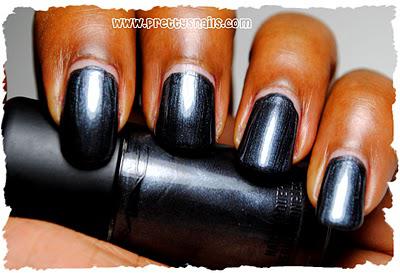 Mac Venomous Villain :swatches polishs