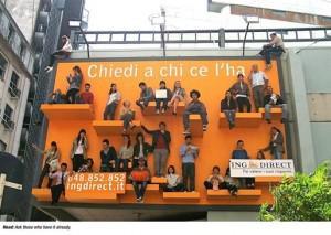 ing direct wall 300x213 ING Direct et les billboards humains