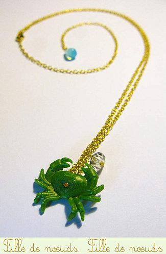 bijou-jouet-collier-crabe.jpg
