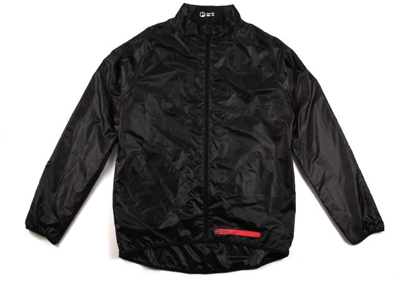 DQM X OUTLIER – PACKABLE HEAT WINDBREAKER