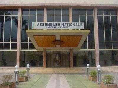 Eric Mathias Owona Nguini : La mobilisation des partis politiques reste limitée