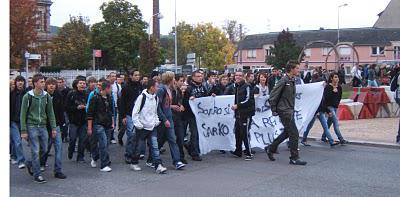 « Sarko, t'es  foutu les lycéens sont dans la rue »