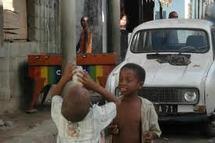 4000 enfants abandonnés à Mayotte