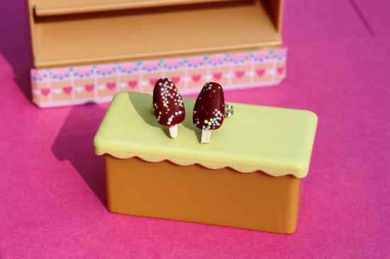 Emplettes de midinettes