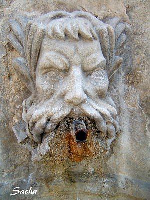 A la recherche des fontaines ..... ¨Pernes les Fontaines