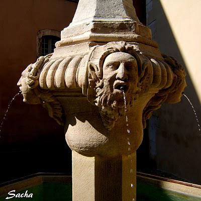 A la recherche des fontaines ..... ¨Pernes les Fontaines