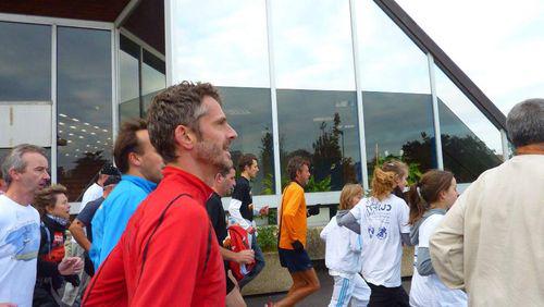 Arrivée Tour d'Europe de Serge Girard 17 octobre 2010 11h06 33