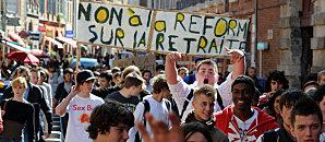 Manif étudiante contre réforme retraites