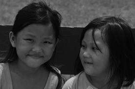hmong-noires--petites-filles-DSC9141.jpg--------images.jpg