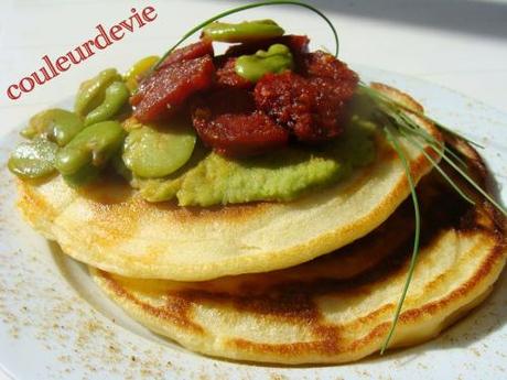 Pancakes aux fèves et au chorizo