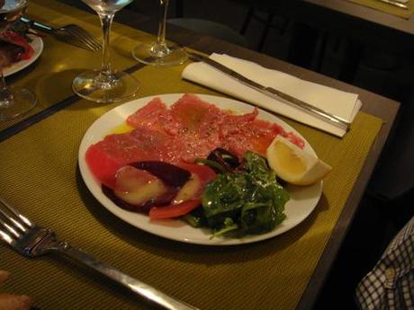 20100929 Atelier Escalope 01 carpaccio veau LAtelier de lEscalope, rue de Verneuil, 75007 Paris (ChrisoScope)