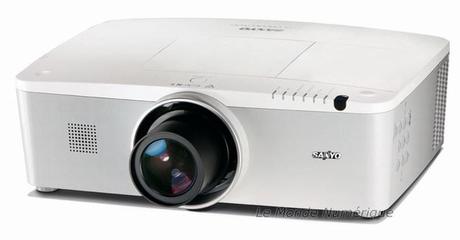Vidéoprojecteur Sanyo PLC-ZM5000L W-UXGA, plutôt pour les pros