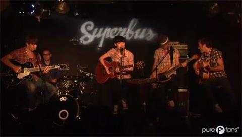 NRJ Music Tour 2010 ... J-3 ... un membre du groupe Superbus rejoint la comédie musicale Dracula