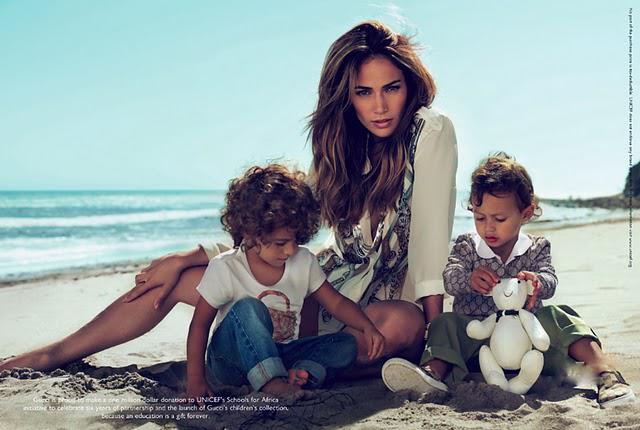► J.Lo et ses jumeaux pose pour la campagne Gucci Kids ◄