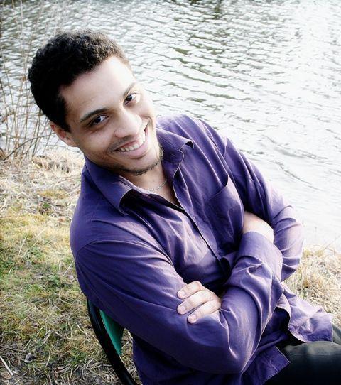 Entretien avec le chanteurJann Halexander : A Table...