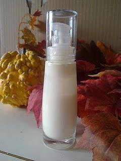 Une crème toute douce Coton/Jojoba/Lilas...