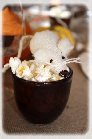 Au secours....J'suis envahie par des petites souris... halloween_118_modifi__1