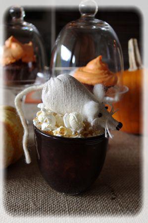 Au secours....J'suis envahie par des petites souris... halloween_087_modifi__1