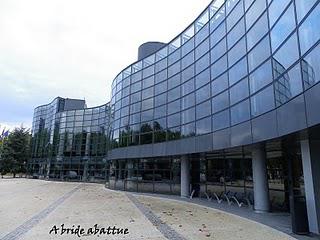 Convoi exceptionnel programme les Indépendances à Vélizy sur la Grande scène de l'Onde (78)