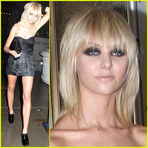 taylor-momsen-fashion-rocks-2008