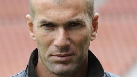 Les stars se dépassent pour ELA ... avec Zizou en novembre 2010 sur TF1