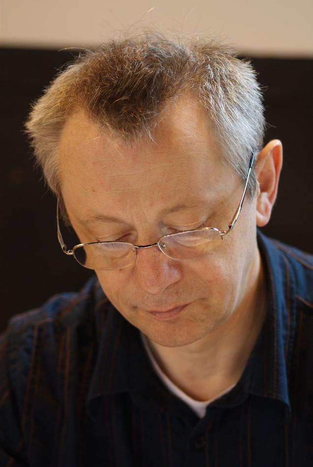 Portrait : Claude Ecken, un maître de la SF dans les rangs du Bélial