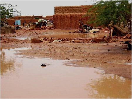 Aman iman : l'Eau c'est la Vie, poésies et littérature inondation_2