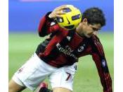 Milan joue rate, Juve marque gagne