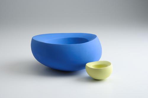 Bright Blue b La céramique douce de Maria Wojdat   Céramique Design & Moderne