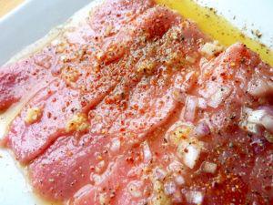 Carpaccio de thon rouge, sauce au miel orangé