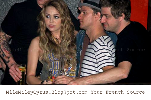 Image and video hosting by TinyPic