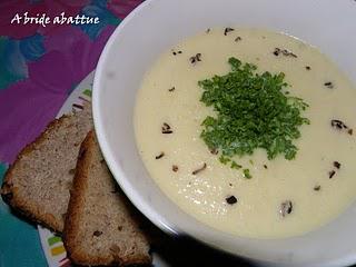 Velouté de butternut et pain aux noix