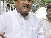 Corruption deux têtes tombent