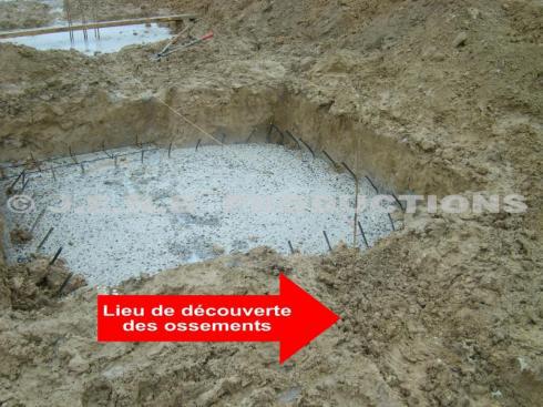 En creusant les fondations d'un immeuble, ils découvrent des ossements