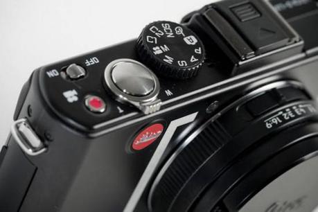 Image red bull illume leica 2 550x366   Red Bull Illume Limited Edition