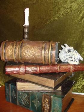 MATERIEL DE MAGIE / gueridons personnalisés