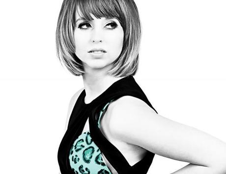 Jenocide: Beachball - MP3
La Canadienne Jen Clarke a participé a... Jenocide: Beachball - MP3
La Canadienne Jen Clarke a participé a...