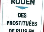 Entre leurs doigts l'avenir prend forme