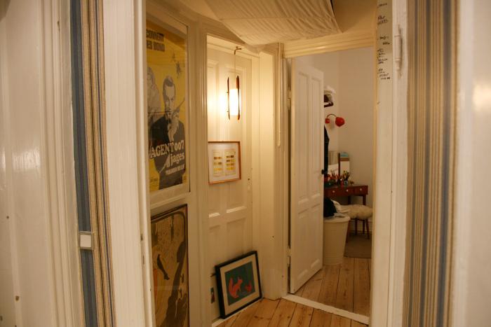 Brinja et sa maison miniature