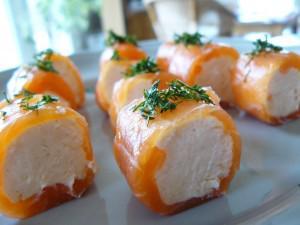 Amuse bouche, des idées pour noël : roulés au saumon fumé
