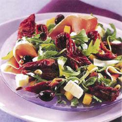 Salade italienne aux tomates sèchées