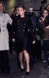 Emma Watson en trench Burberry Officier pour Letterman Emma Watson en trench Burberry Officier pour Letterman