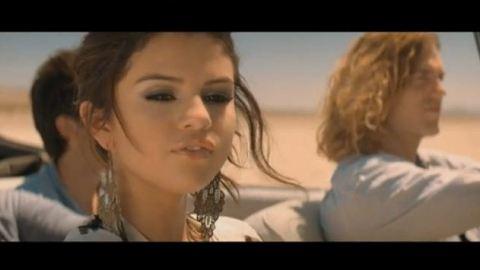 Selena Gomez ... Un Ano Sin Lluvia ... Son clip espagnol de A Year Without Rain