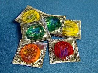« Le préservatif en odeur de sainteté ».