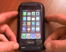 Un Nokia N8 tournant avec l'OS de l'iPhone...