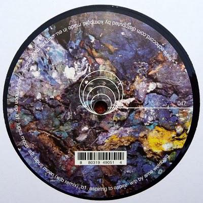 Onmutu Mechanicks - Lupus Moon (XDB remix) [ Echocord ] 2010