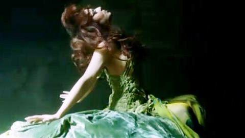 Cheryl Cole ... Son nouveau clip, The Flood