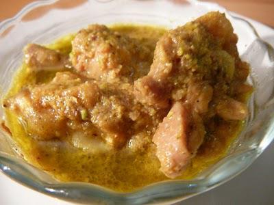 Korma de poulet aux pistaches – Pistachio chicken korma